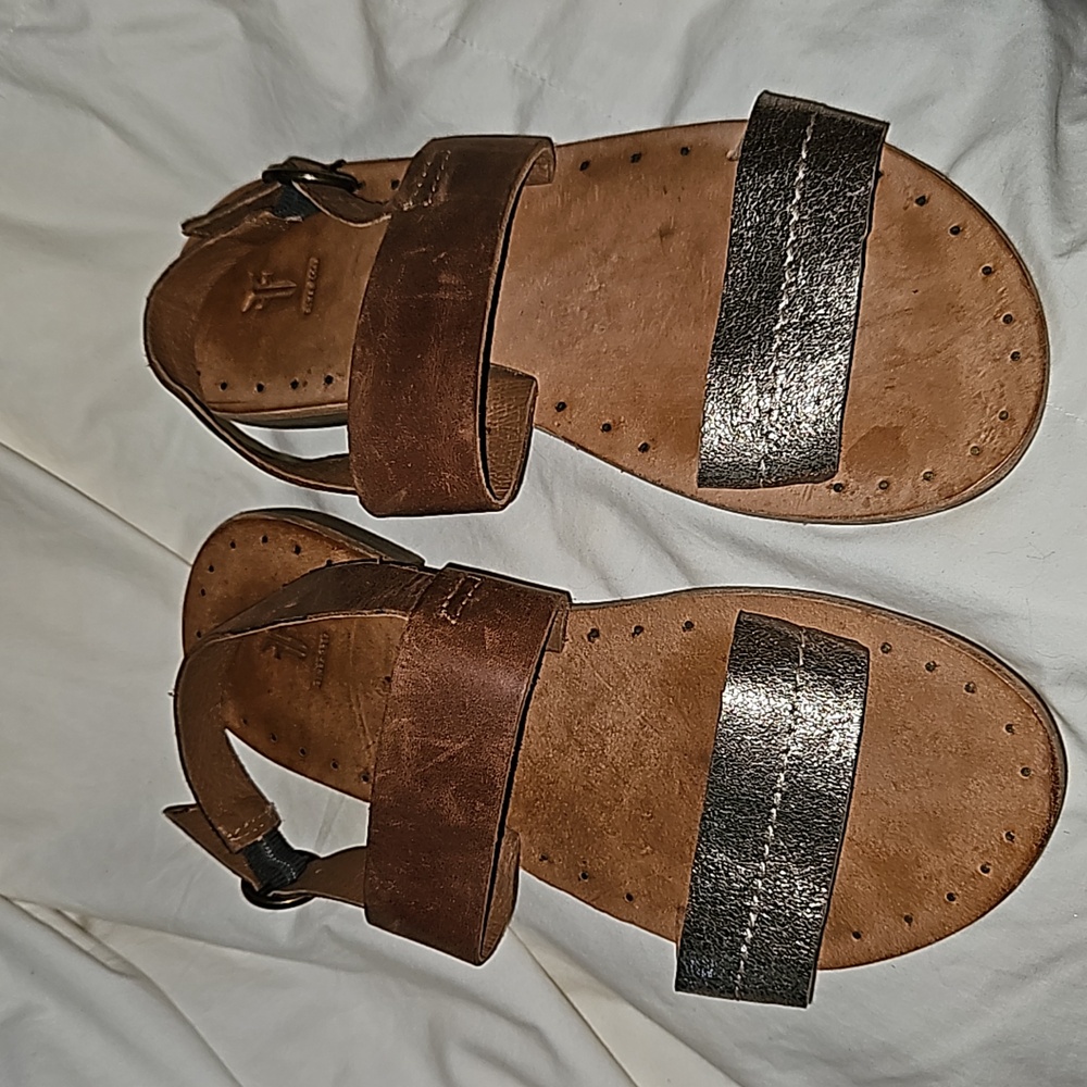 Frye leather sandals 5.5 NWOT